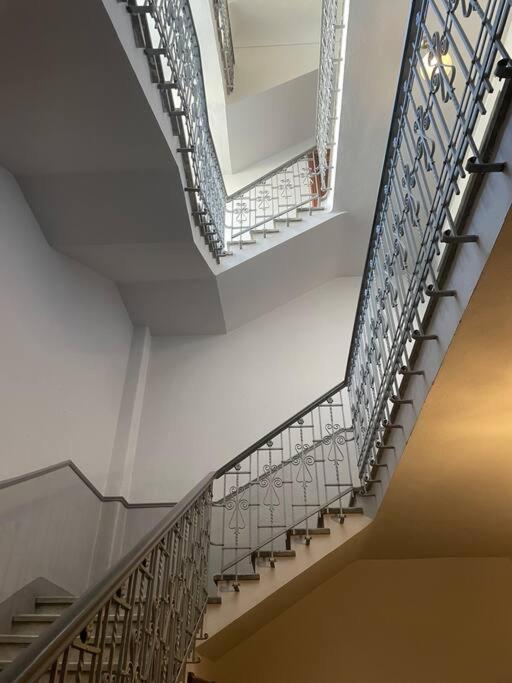 Centro Storico-Mansarda Verde Con Terrazzino E A/C آستي المظهر الخارجي الصورة